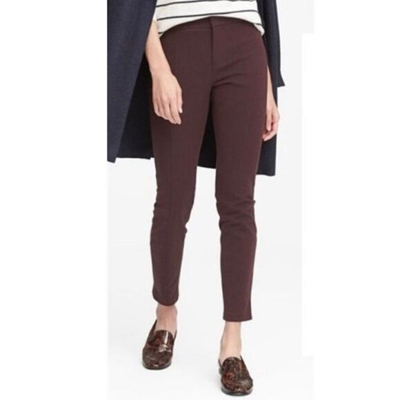 Banana Republic Reegan Pants Burgundy Trousers Mid-Rise Slim Fit Women's 10 - Picture 1 of 12